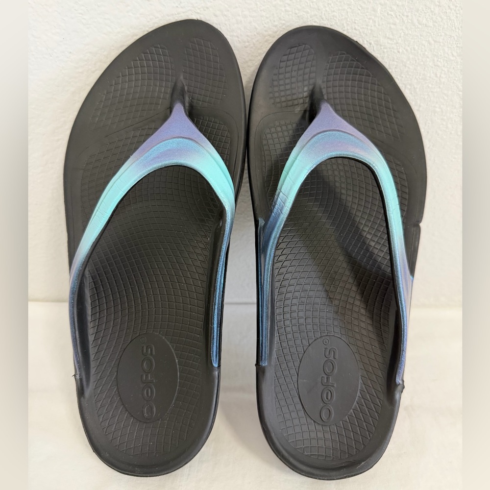 Oofos thong sandals flip flop blue-purple size 6 - Picture 4 of 9